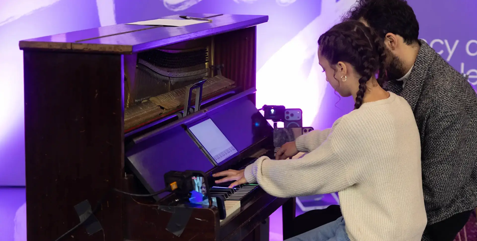 ROLI campaign installation by Undercover Arts